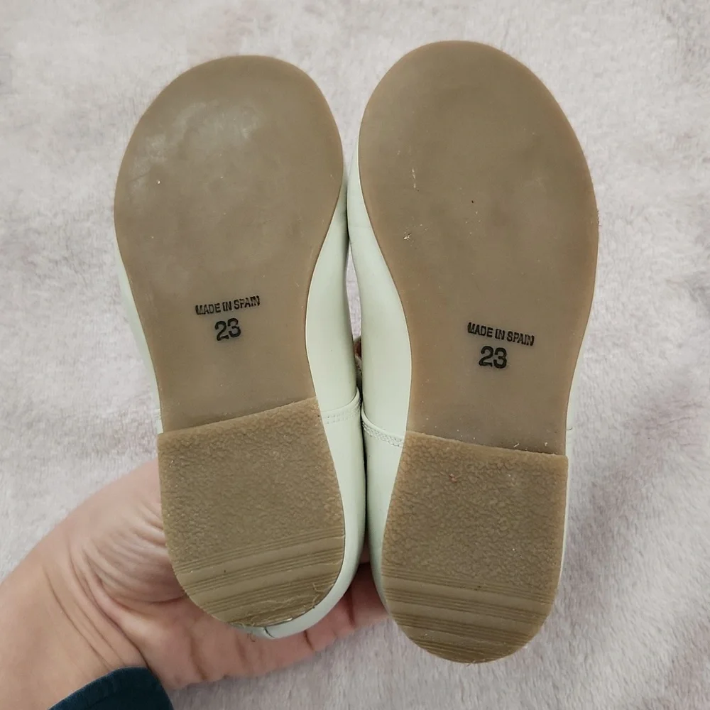 Classic White Kids Leather Mary Jane Shoes